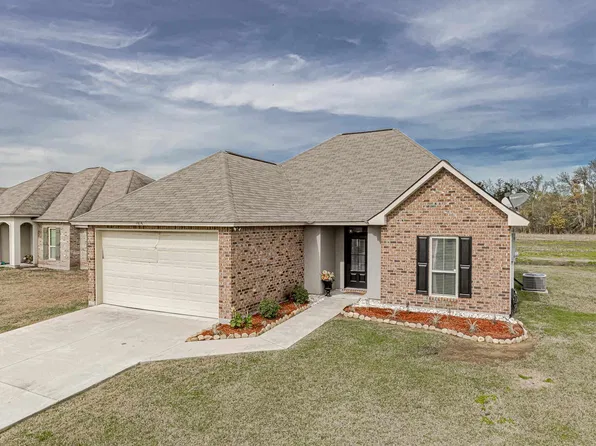 4616 Aubrey Ann Dr, Addis, LA 70710