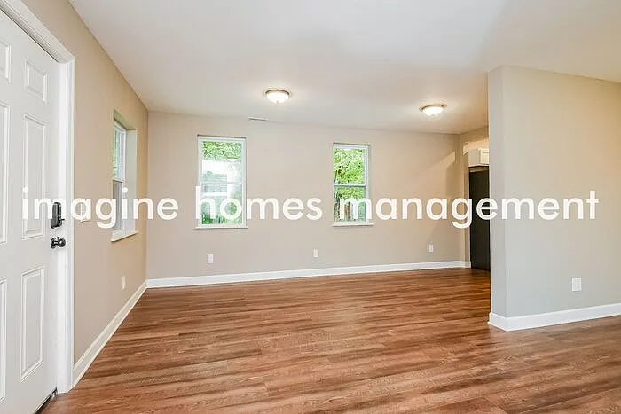 7447 Stearns Rd — Photo 4