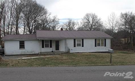 1800 sf with boxed in carport for storage
