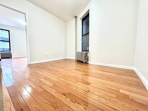 5th image of 327 W 35th St #3A