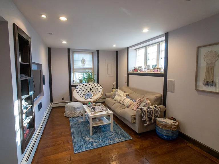 45 Irving St #2 — Photo 6