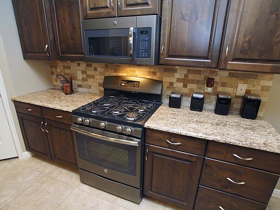 5th image of 1158 S 1890 East Cir