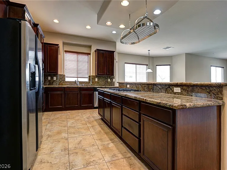 7560 Prancing Pony Ct — Photo 11