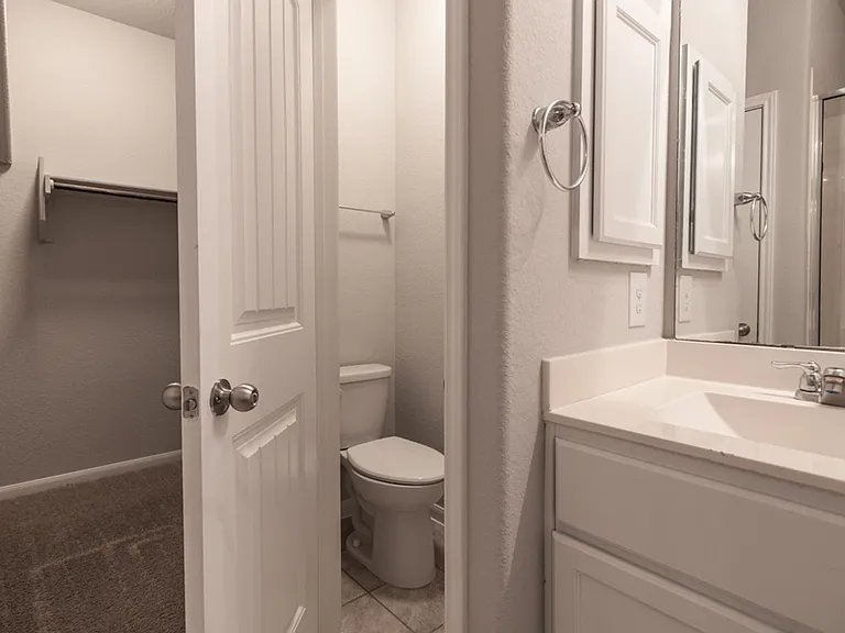 2880 Donnell Dr #4101 — Photo 27