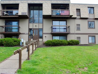 9501 Sunrise Blvd UNIT J26, North Royalton, OH, 44133