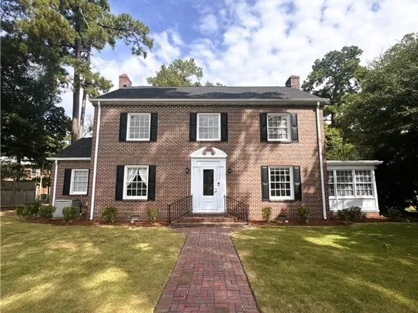 201 E 20th St, Lumberton, NC 28358