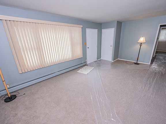 5th image of 808 Pearson Dr