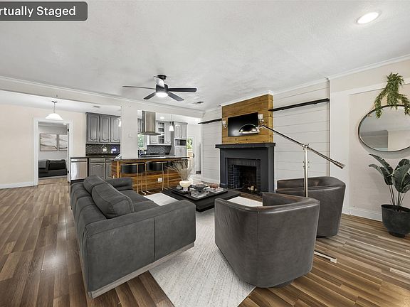 5th image of 3411 Gibsondell Ave