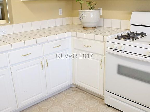 4th image of 8700 Autumn Wreath Ave