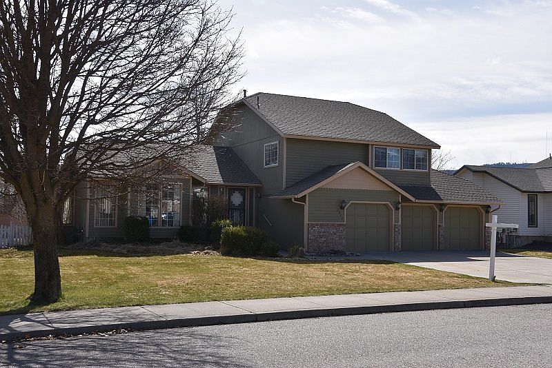 1st image of 3822 S Loretta Dr
