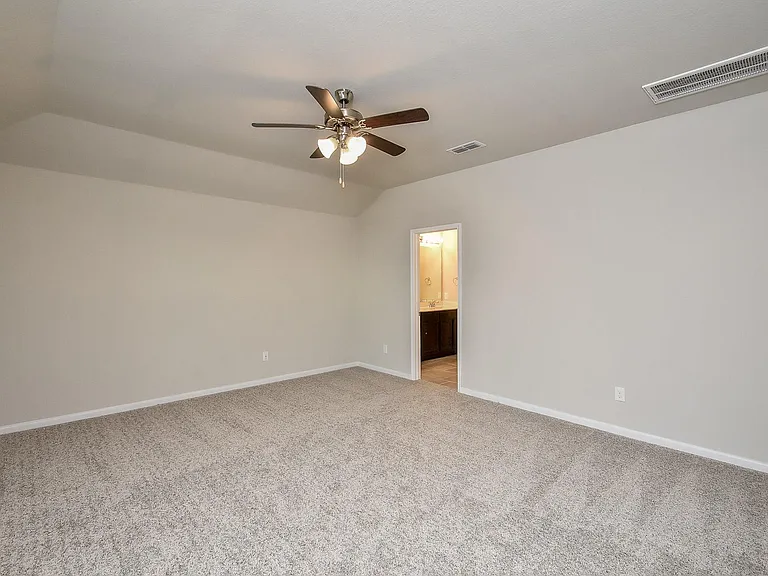 1427 Central Heights Dr — Photo 17