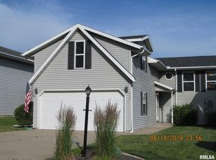 412 Parkview Dr, Washington, IL