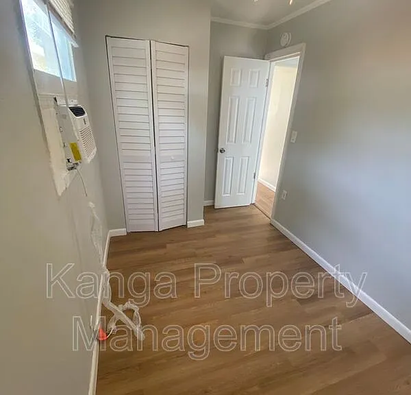 3723 Morton Ave #5 — Photo 13
