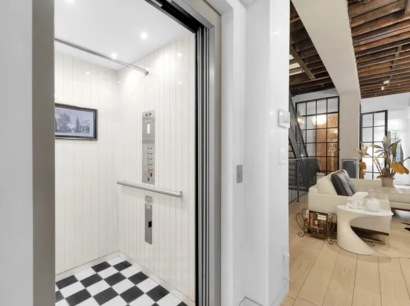 141 West 95th Street image 7 of 25