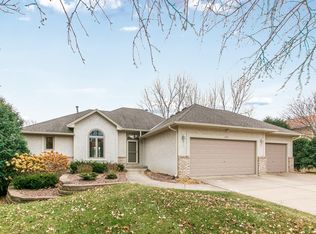 11505 Old Rockford Rd, Plymouth, MN 55441
