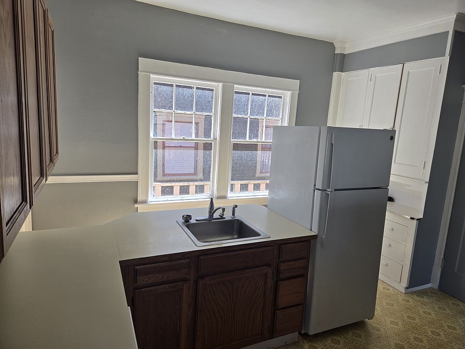 1st image of 1010 Franklin Ave #1