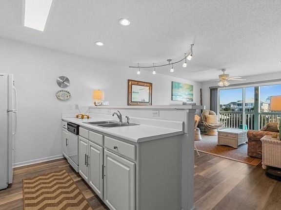3rd image of 4522 North Plantation Harbour Dr. #E-9