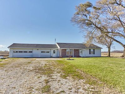 424 S Wolf Rd, Columbia City, IN, 46725