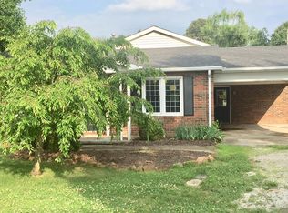 369 Boling Rd, Utica, KY 42376