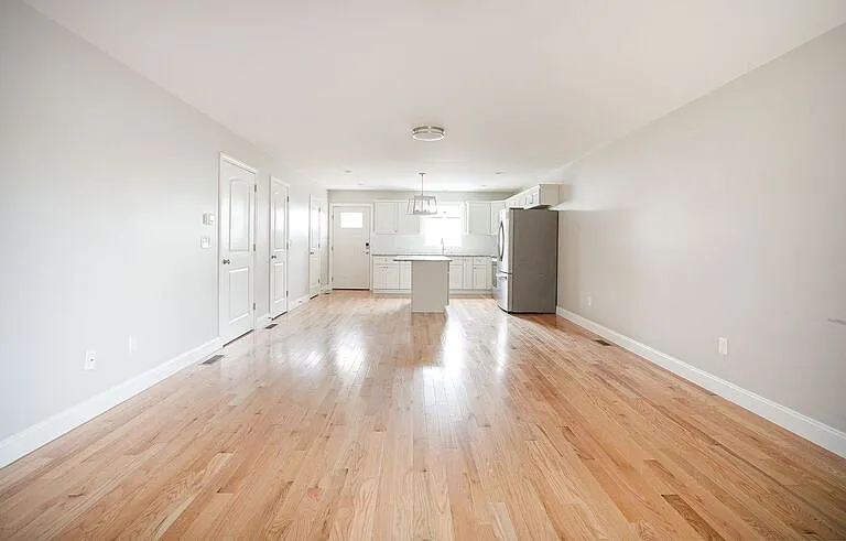 2 James St #1 — Photo 7