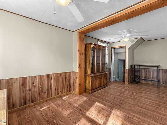 5th image of 412 Garfield St