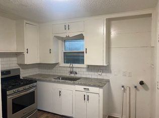 2008 Daniel St, Fort Worth, TX 76104