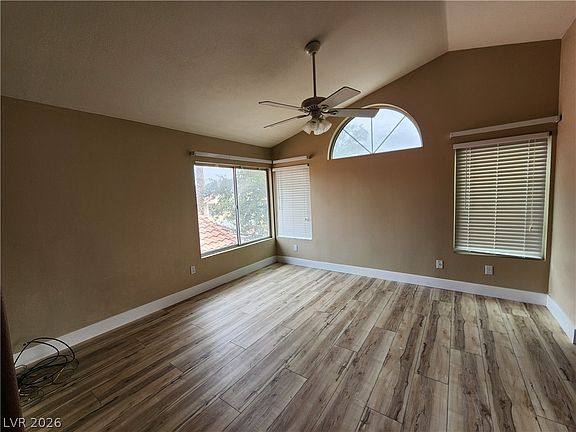 3rd image of 310 Tuscany Ct