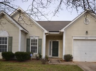 6014 Briggs Dr, Charlotte, NC 28269