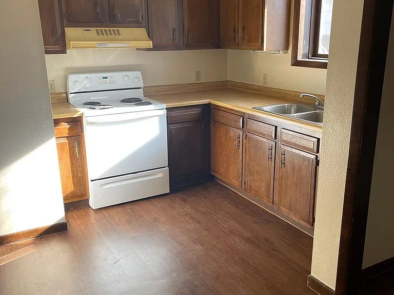 115 Cedar St #115 — Photo 8