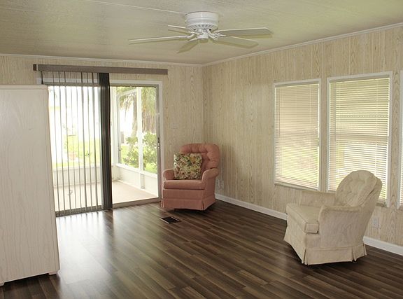 2nd image of 15 Nagua Ct