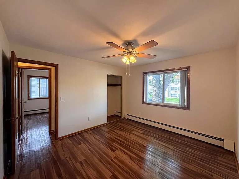 400 6th Ave SE #12 — Photo 11