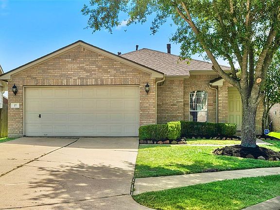3rd image of 27 Oakland Park Drive