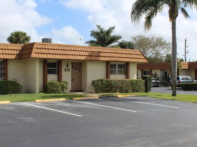 5730 Fernley Dr E APT 10, West Palm Beach, FL, 33415