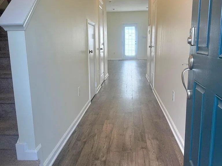 324 Mazzeo Dr — Photo 2