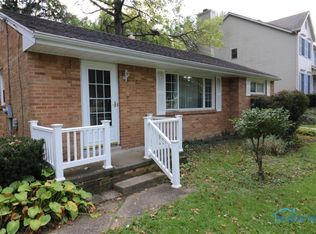 631 Marilyn Dr, Rossford, OH 43460