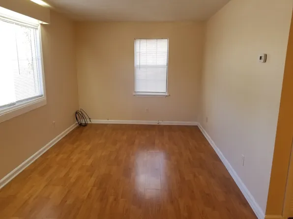 411 Cattleman Dr NE APT 1, Dalton, GA 30721