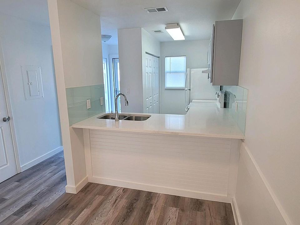 1st image of 372 Bluefish Dr APT 205