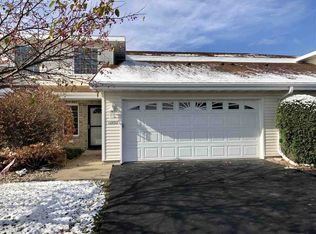 3200 White Tail Ln #C9, Oshkosh, WI 54904