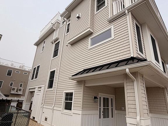 5th image of 4 W Sumner Ave