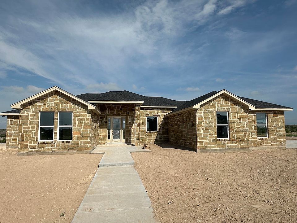 1st image of 1017 Buffalo Gap
