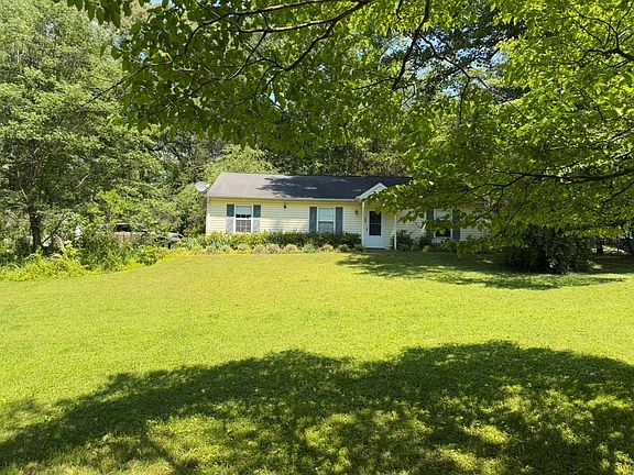 2nd image of 137 Snapdragon Rd