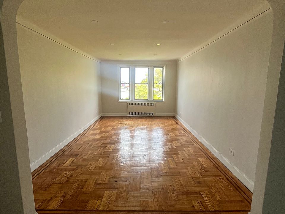 1st image of 41-12 41st St APT 5L