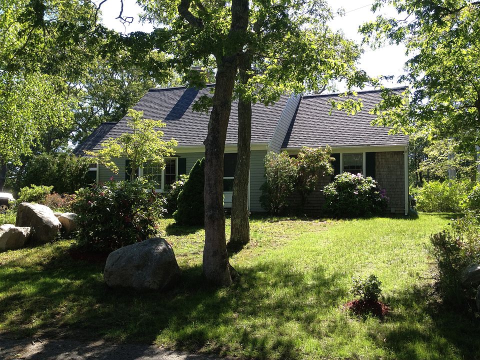 2nd image of 102 Somerset Rd