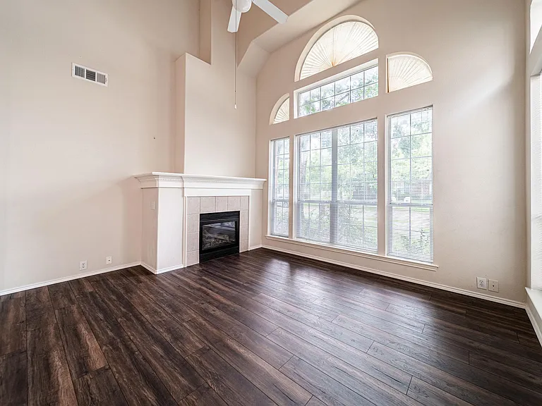 6870 Winston Dr — Photo 11