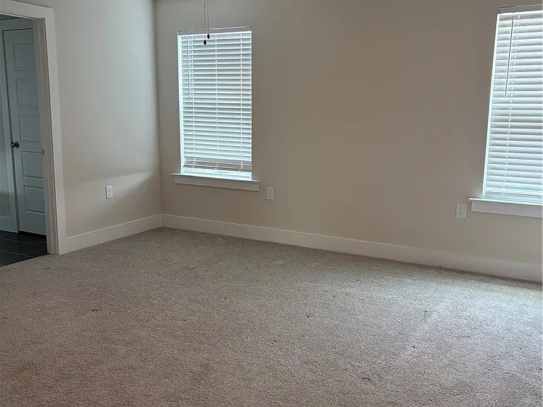 706 Barbour Farm Ln — Photo 18