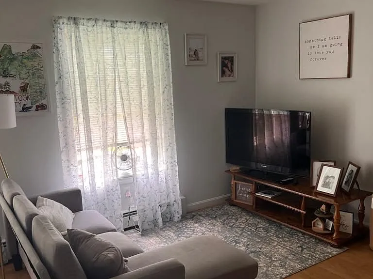 82 Fieldstone Dr #D — Photo 2
