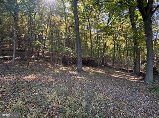 2 Reservoir Ln, Ridgeley, WV 26753