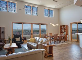 26 Cattle Dr, Lamy, NM 87540