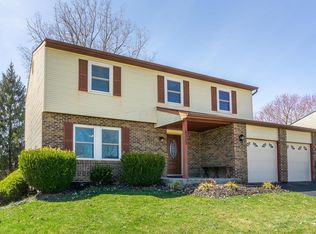 8353 Seabright Dr, Powell, OH 43065