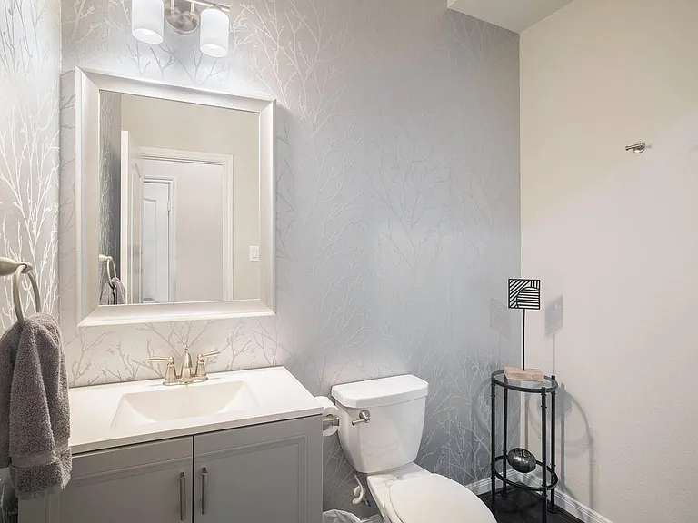 206 Liatris Ct — Photo 12